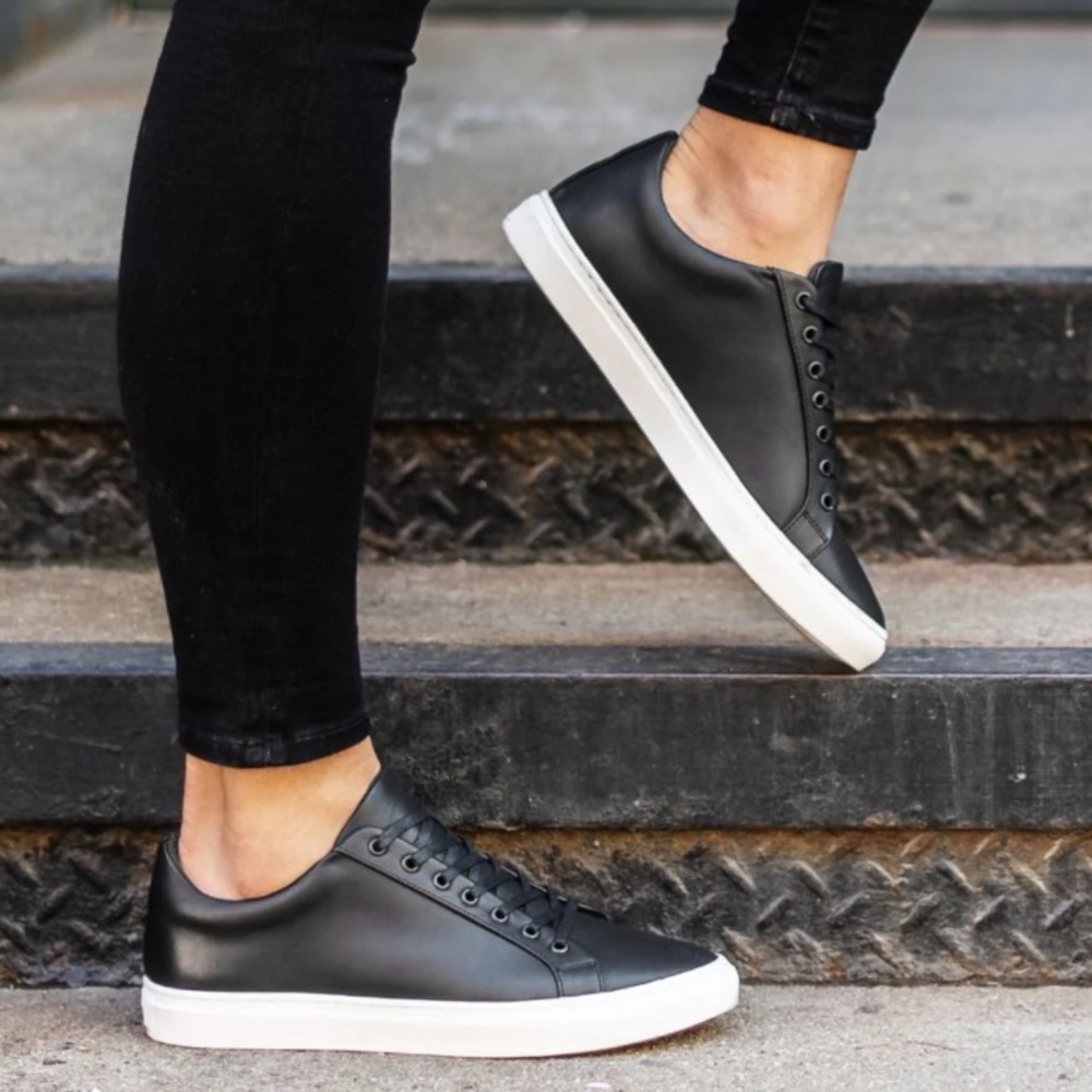 THURSDAY BOOTS Black Leather Premier Low Top Sneakers Size 8